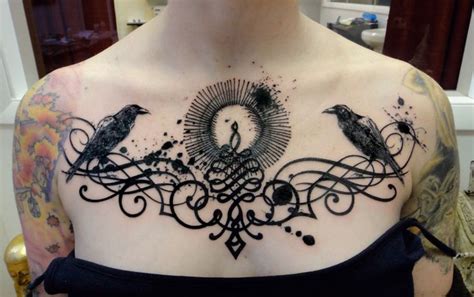 haut tatouage buste femme|36 idées de Buste tattoo 